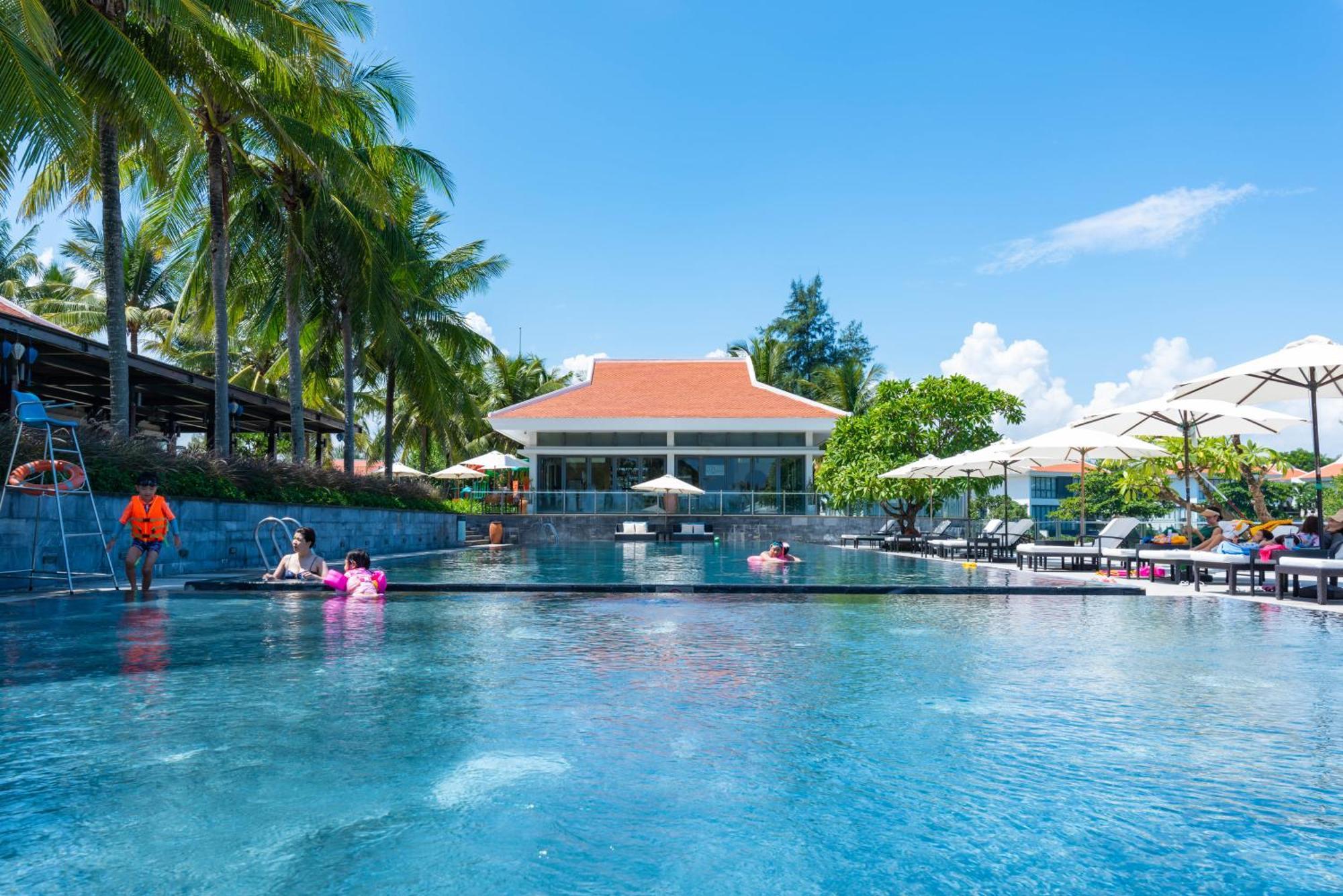 Emblem Sea 3 Bedroom Villas Da Nang Luaran gambar